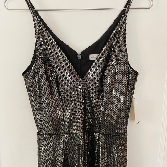✨NWT✨ DRESS THE POPULATION Harper Plunging Sequin Mermaid Gown Gold/Black M, L - Picture 8 of 12